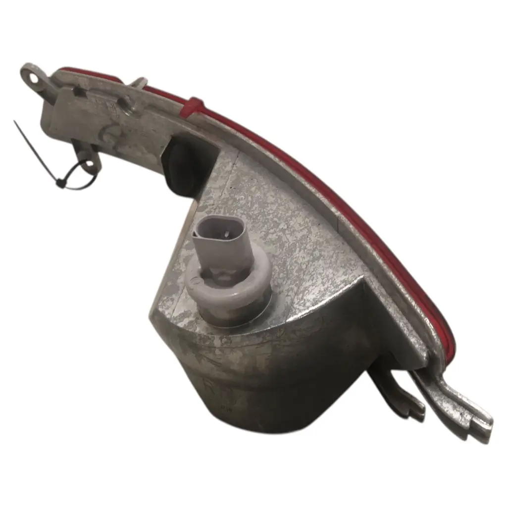 Catadioptre_BMW X6_3.webp