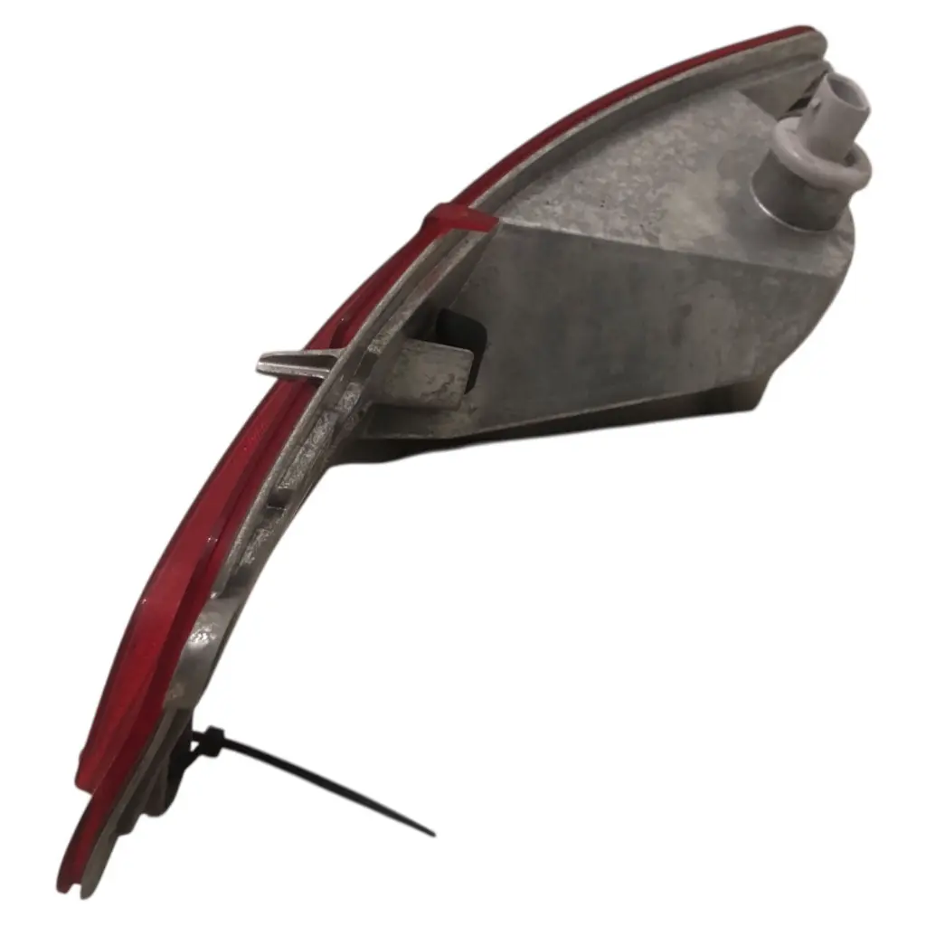 Catadioptre_BMW X6_2.webp